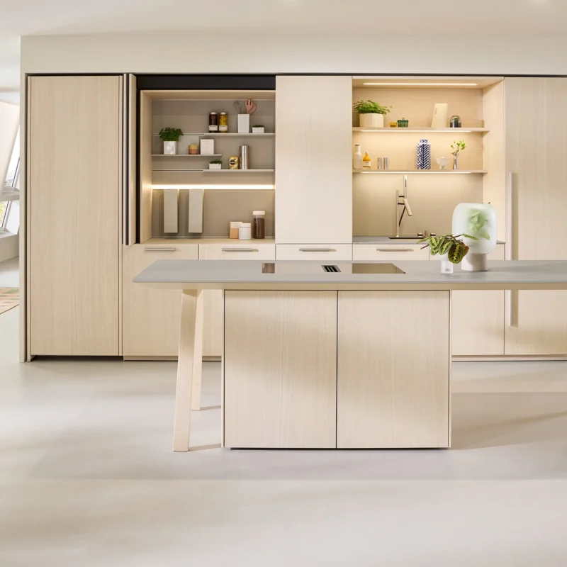 NX640 - Refined Oak